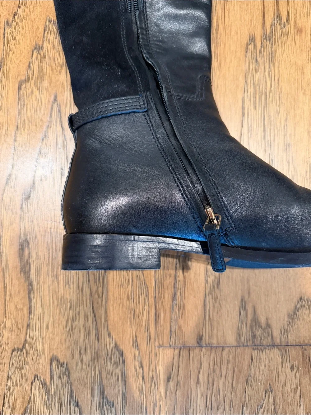 Tory Burch barely worn